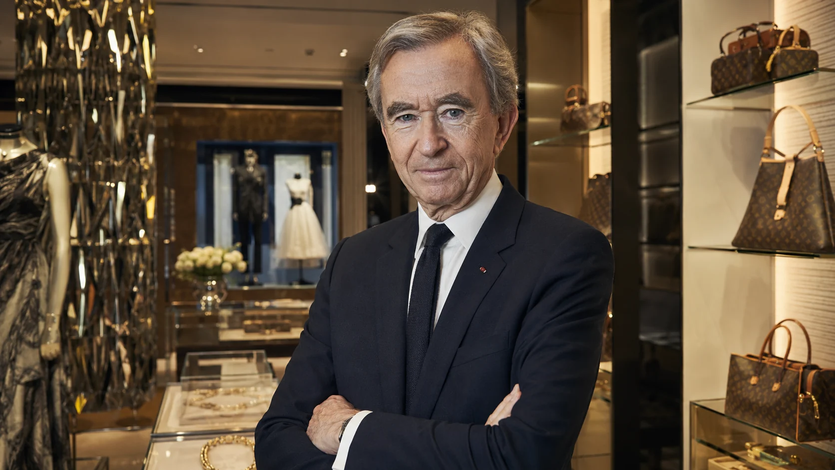 The Rise of LVMH: Bernard Arnault's Luxury EmpireHow Bernard Arnault Built LVMH Into the World’s Most Powerful Luxury Empire